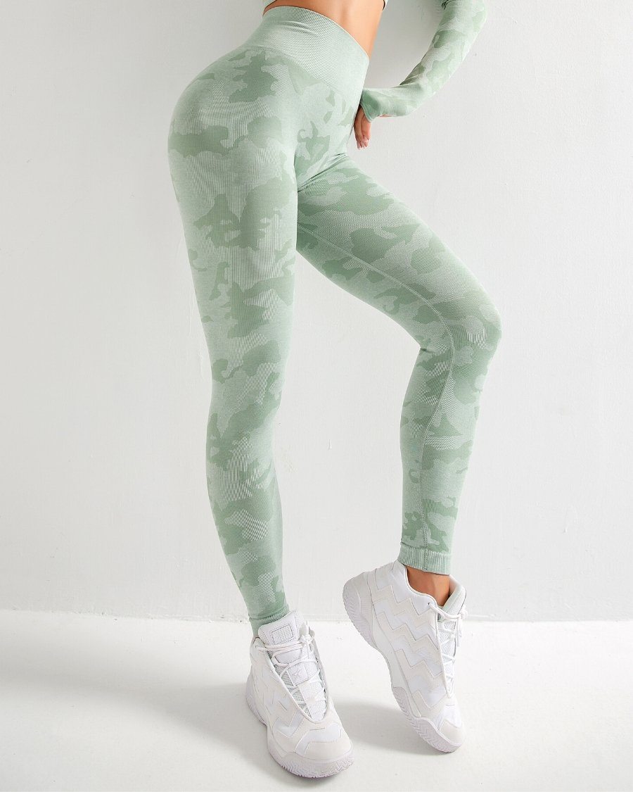 Women Seamless Camo Leggings | Helisette